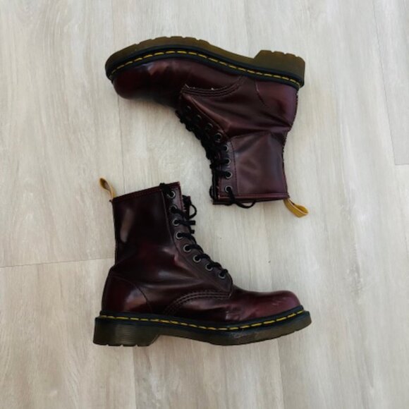 Dr. Martens Cherry Red Leather 1460 Arcadia size 6 - Picture 1 of 5